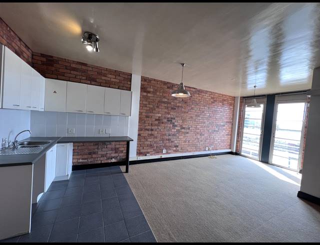 60M² OFFICE TO LET IN GREEN POINT